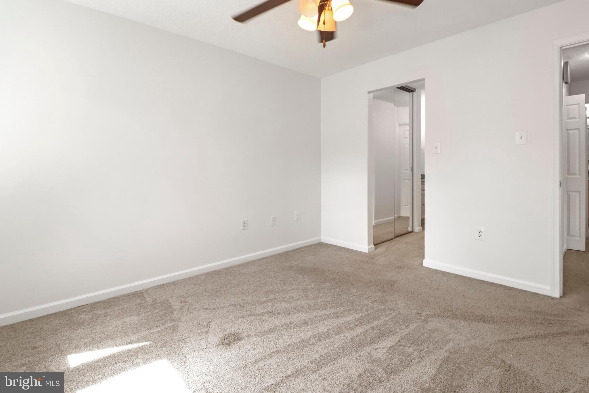 VILLARIDGE - Residential