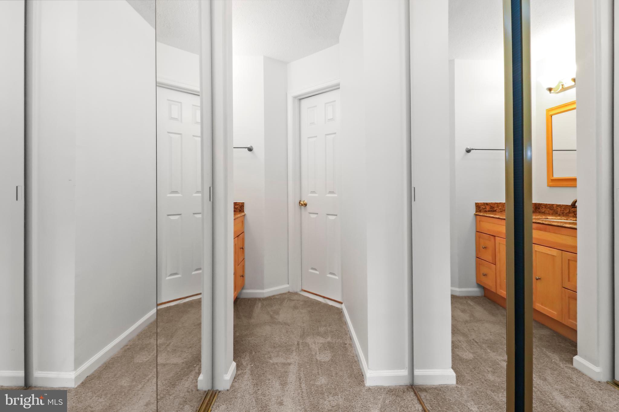 VILLARIDGE - Residential