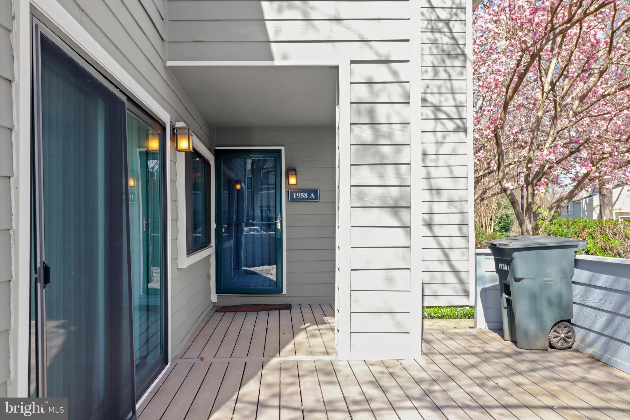 VILLARIDGE - Residential