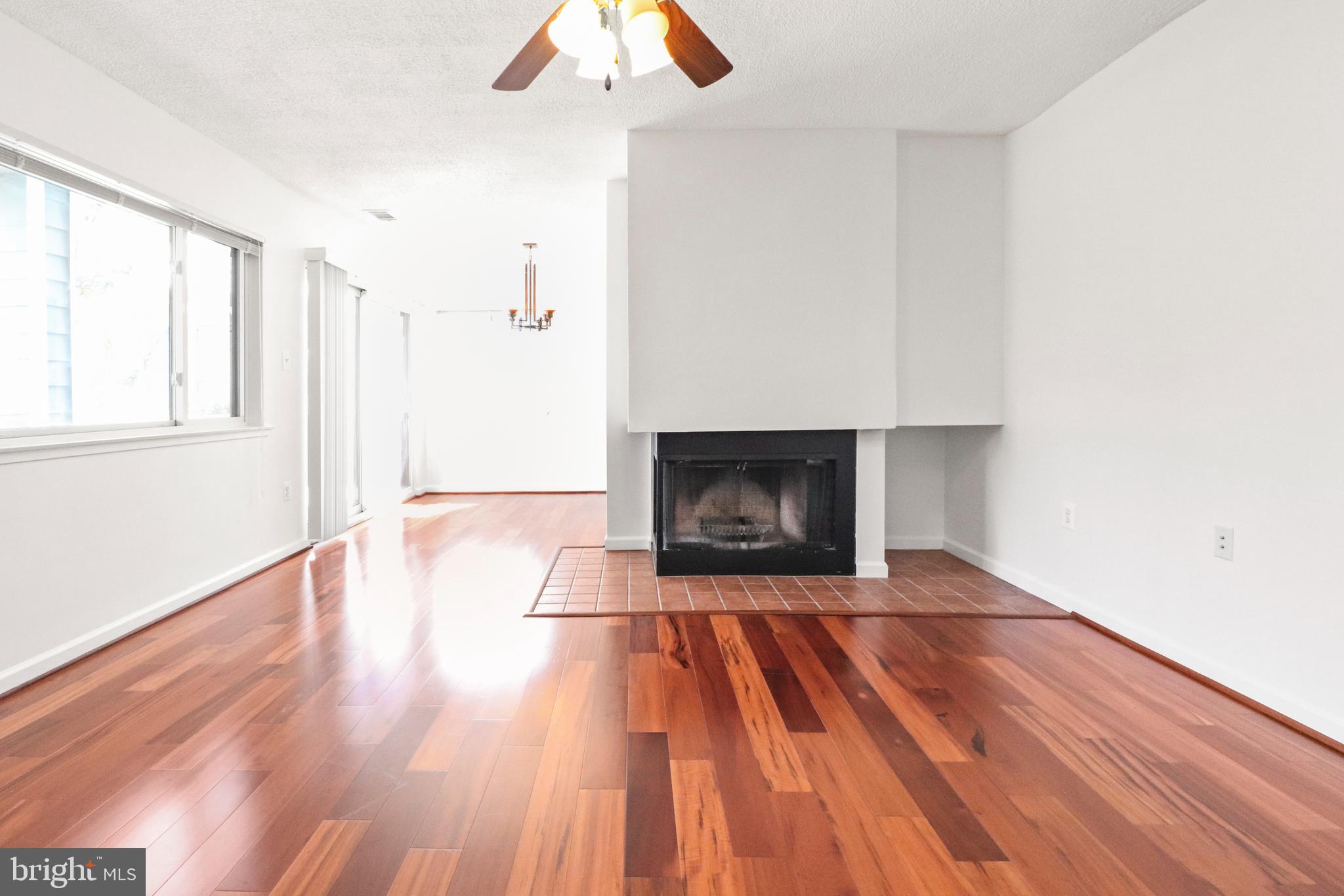 VILLARIDGE - Residential