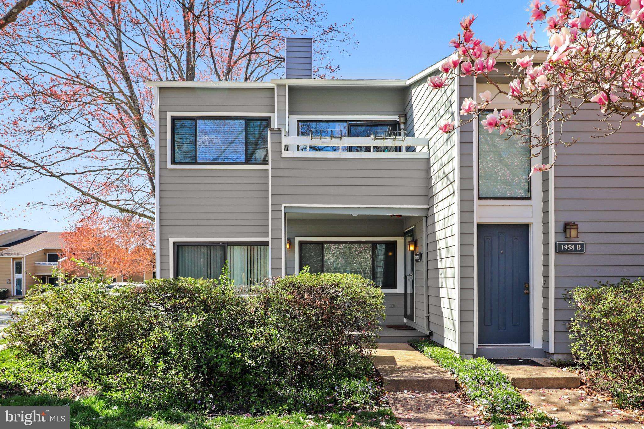 VILLARIDGE - Residential