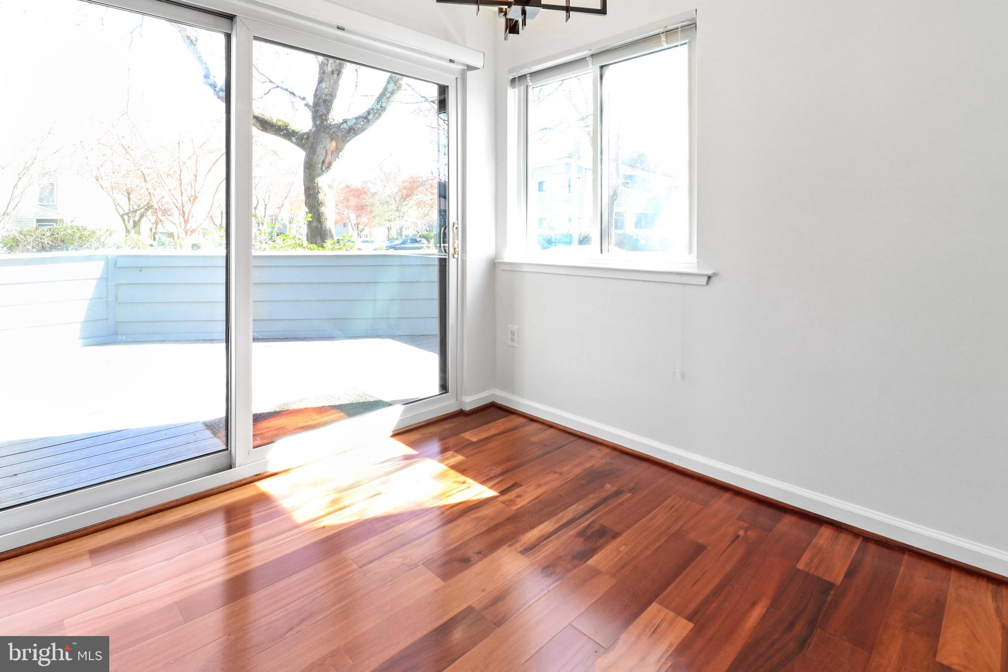 VILLARIDGE - Residential