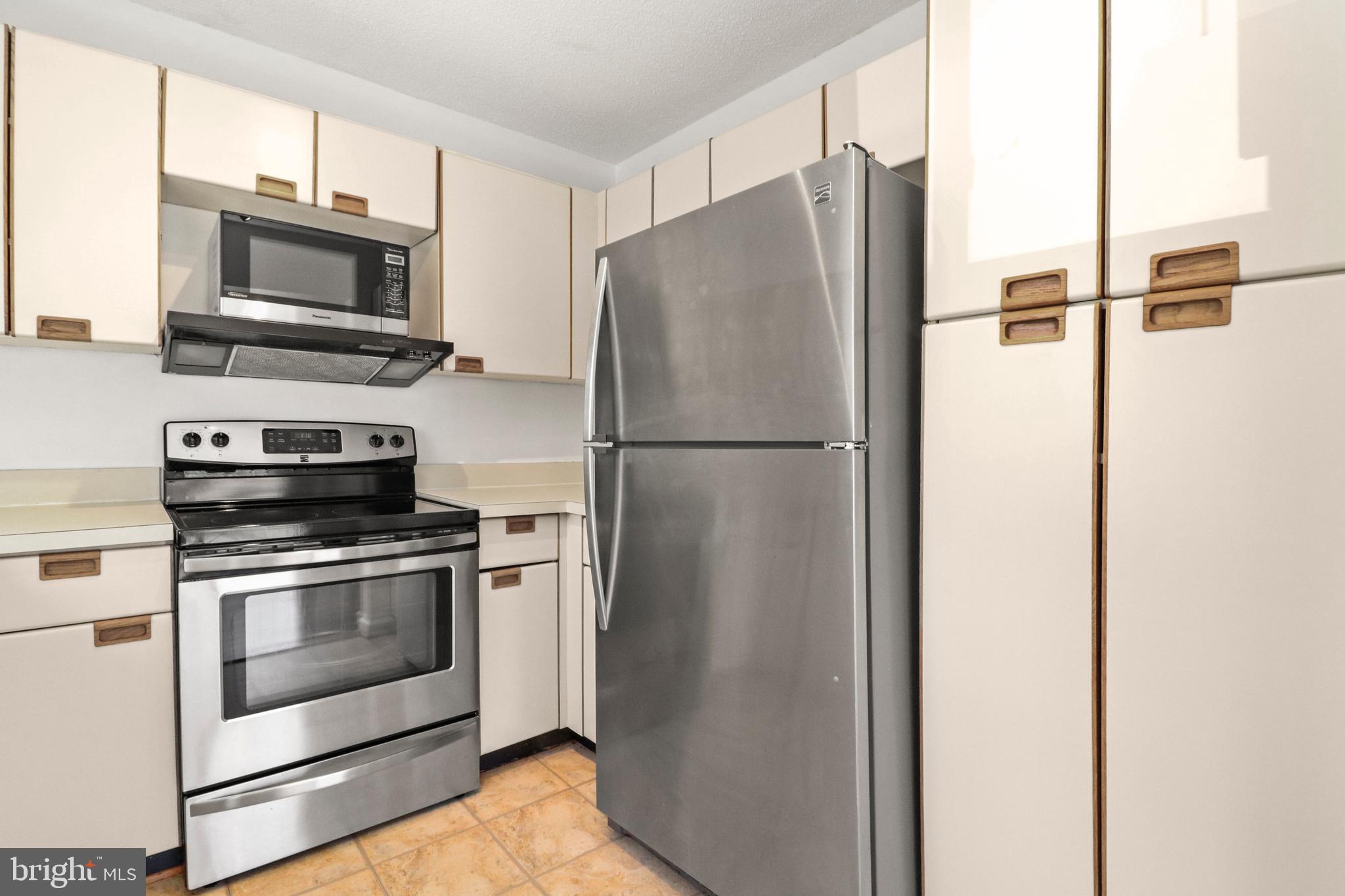 VILLARIDGE - Residential