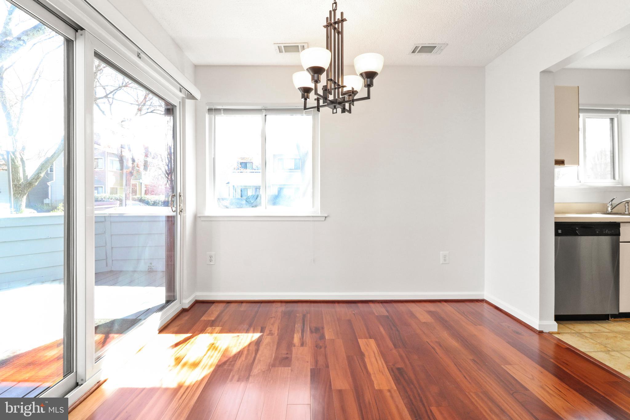 VILLARIDGE - Residential