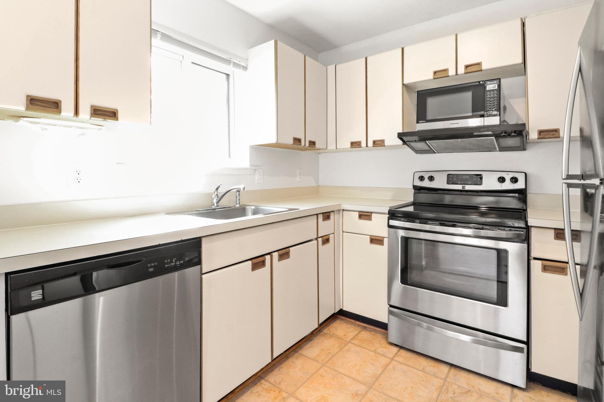 VILLARIDGE - Residential