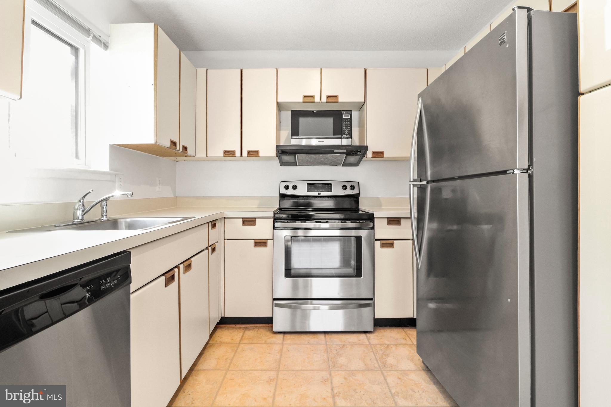 VILLARIDGE - Residential