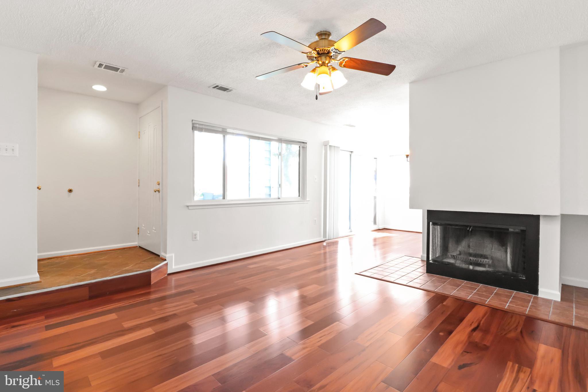 VILLARIDGE - Residential