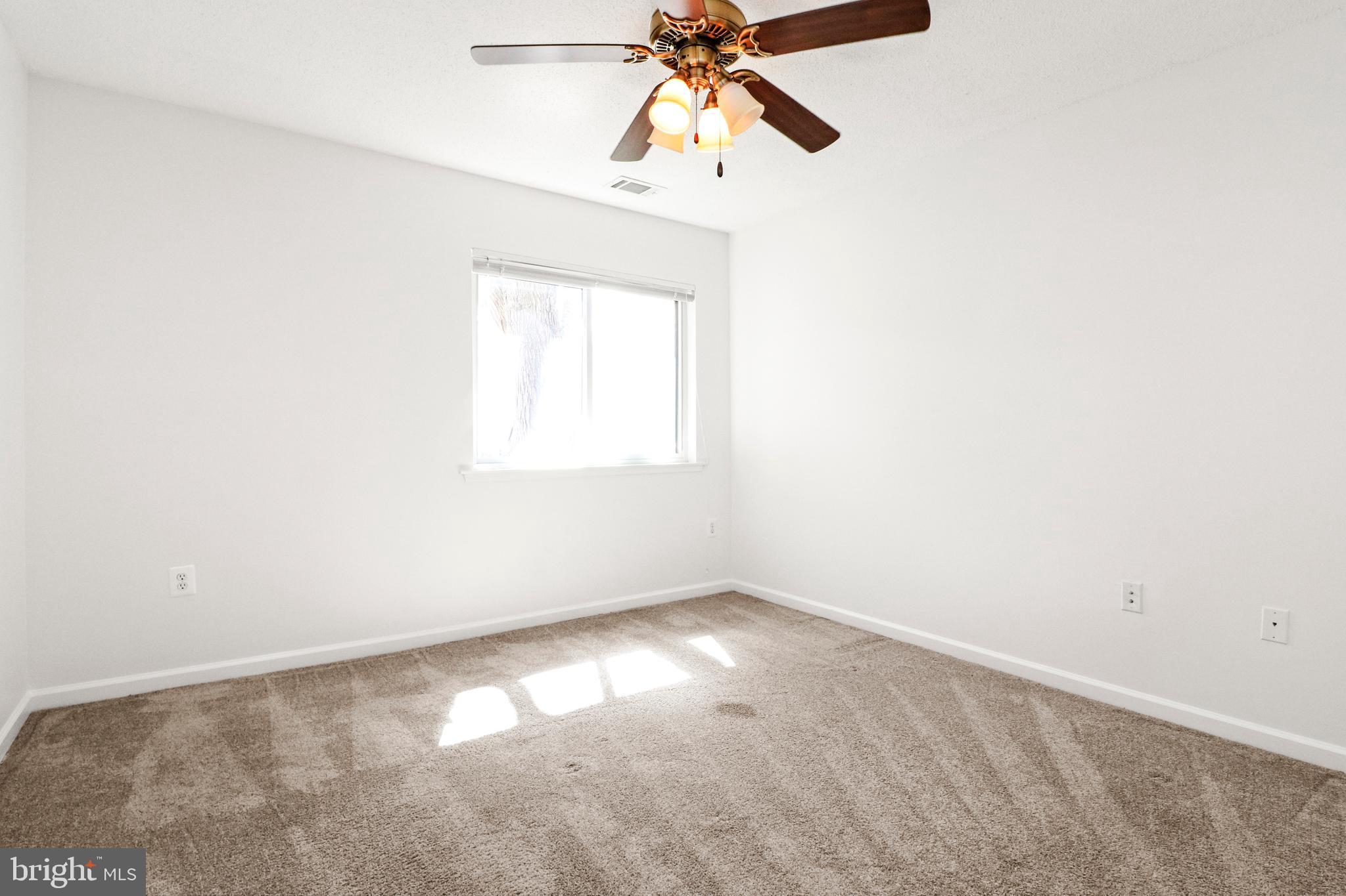 VILLARIDGE - Residential