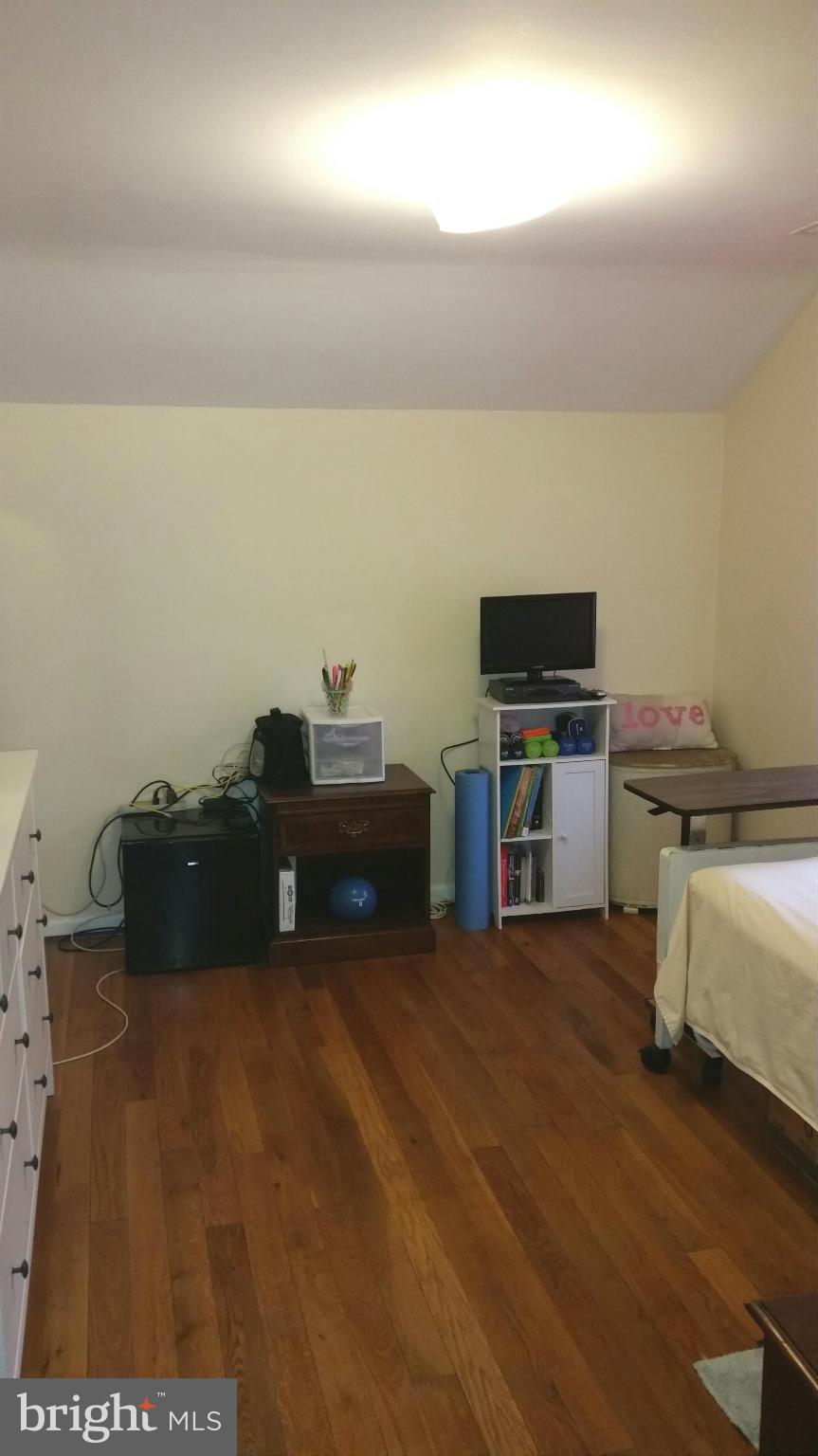 CLAREMONT - Residential