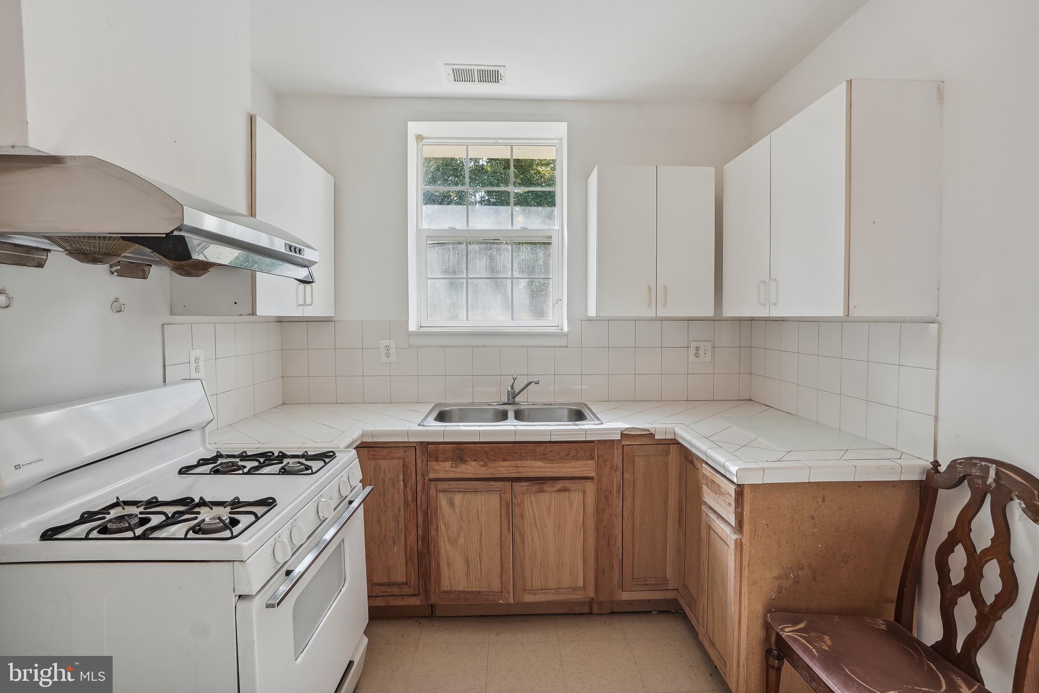 LANIER FARMS - Residential