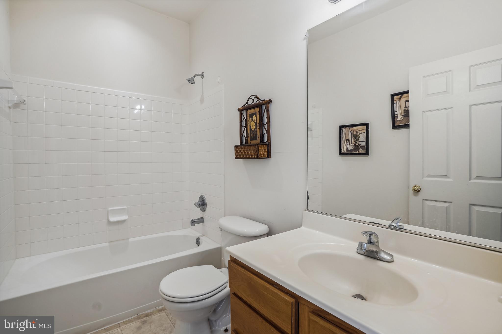 LANIER FARMS - Residential