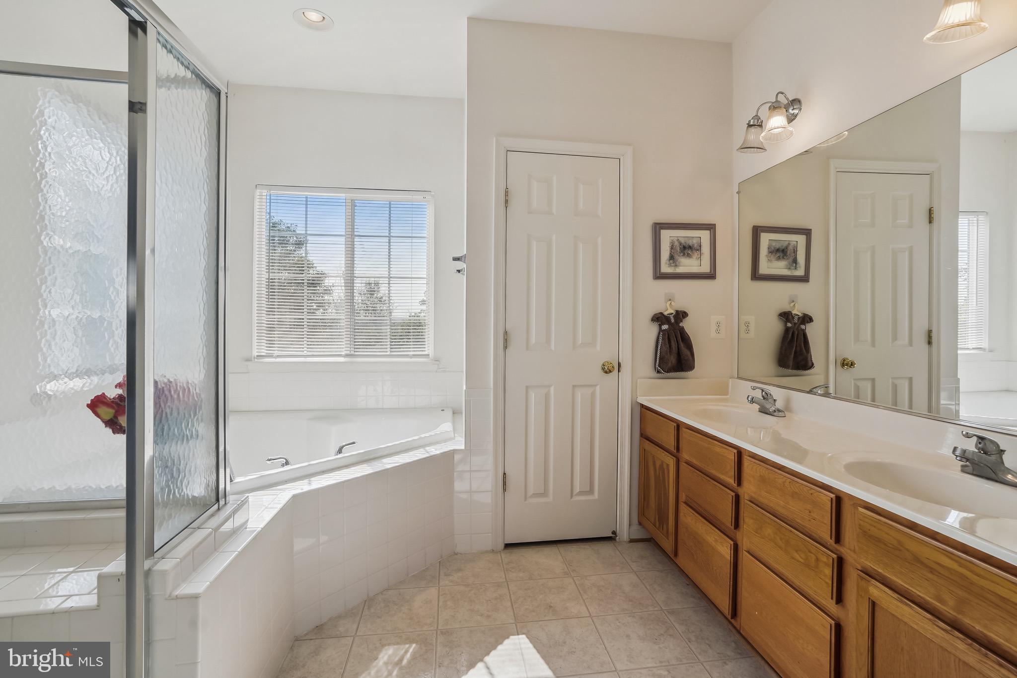 LANIER FARMS - Residential