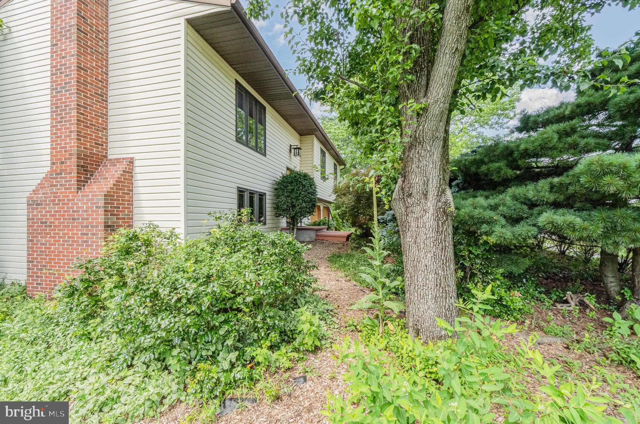 CENTENNIAL ACRES - Residential