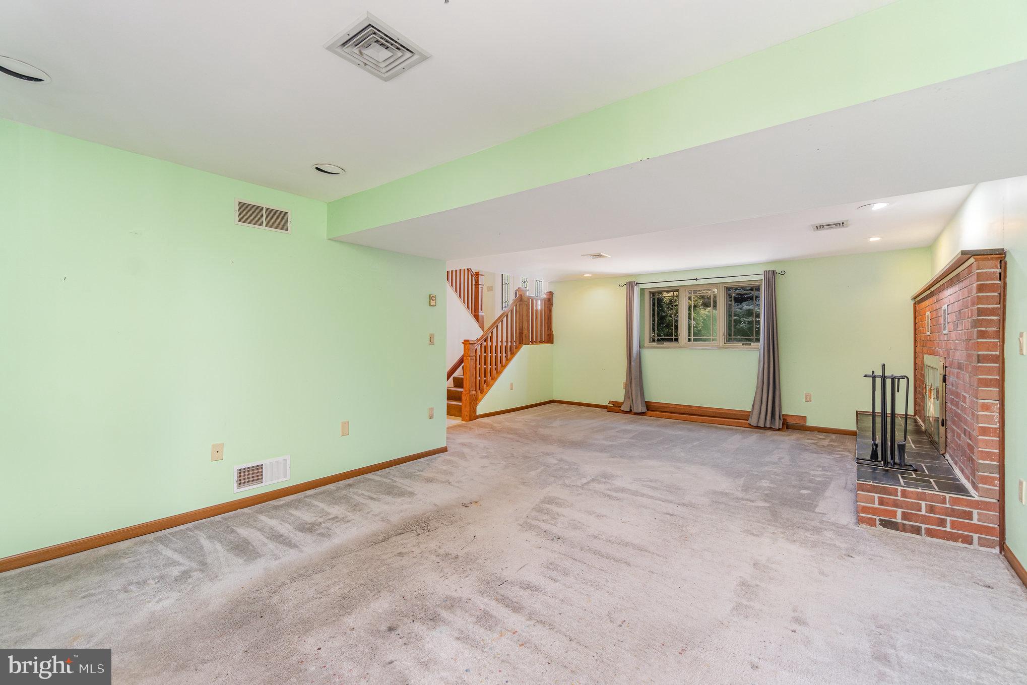 CENTENNIAL ACRES - Residential