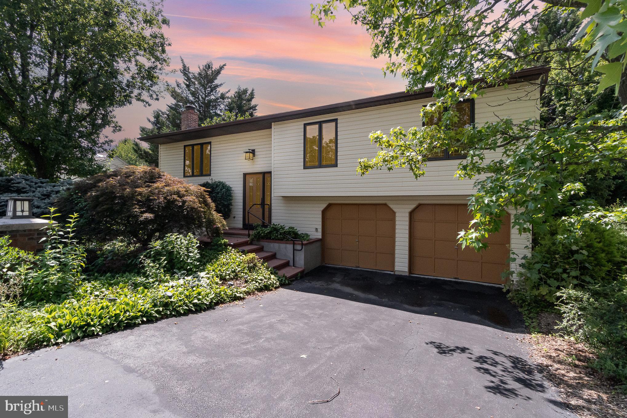 CENTENNIAL ACRES - Residential