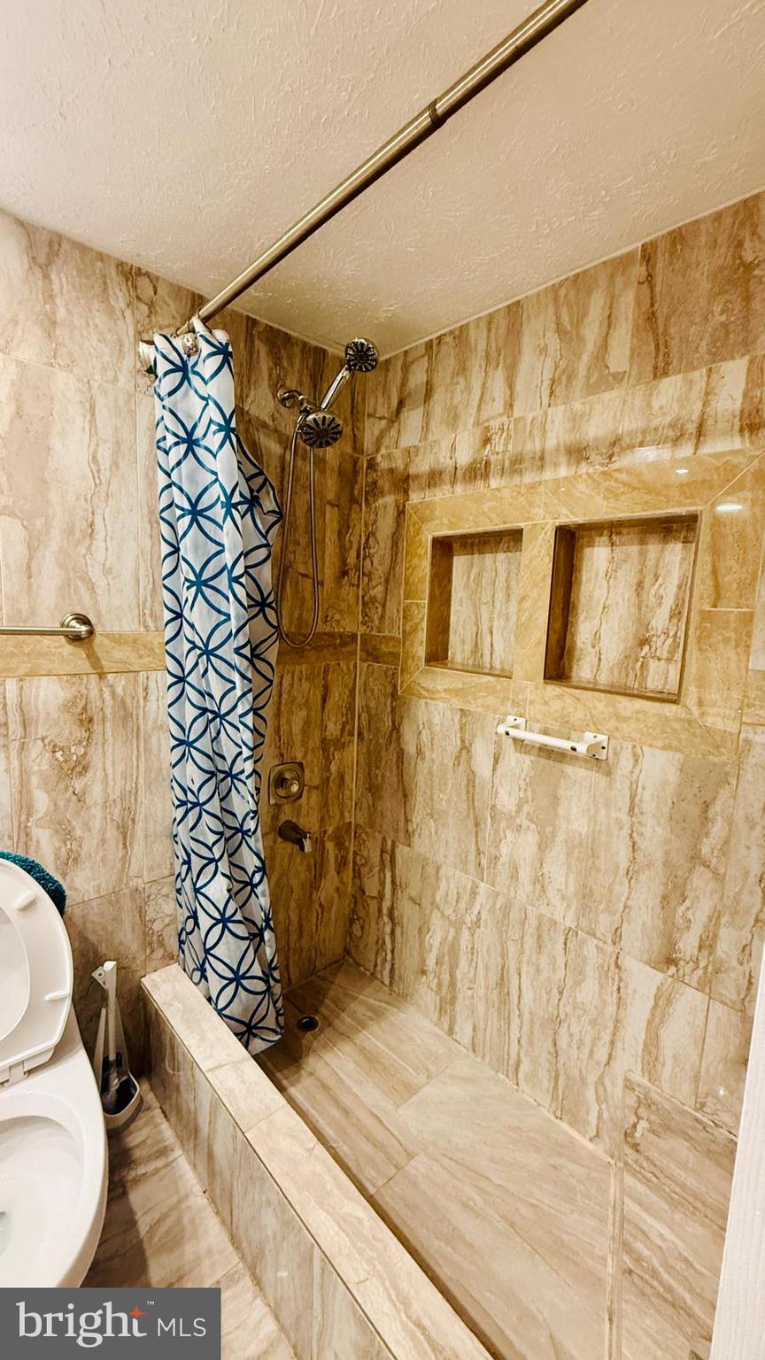 NEWINGTON FOREST - Residential