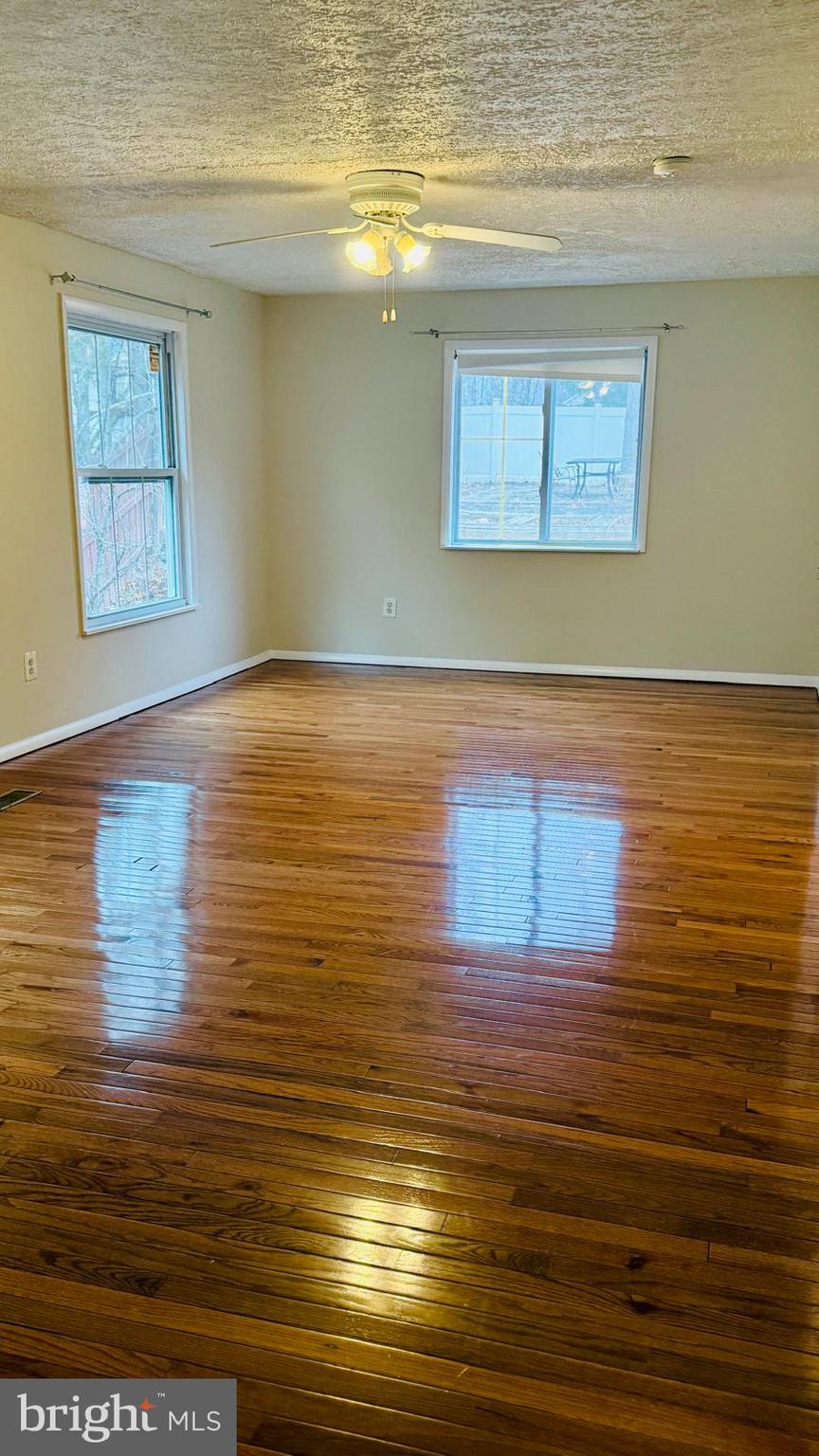 NEWINGTON FOREST - Residential