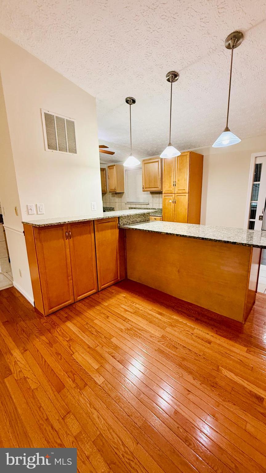 NEWINGTON FOREST - Residential