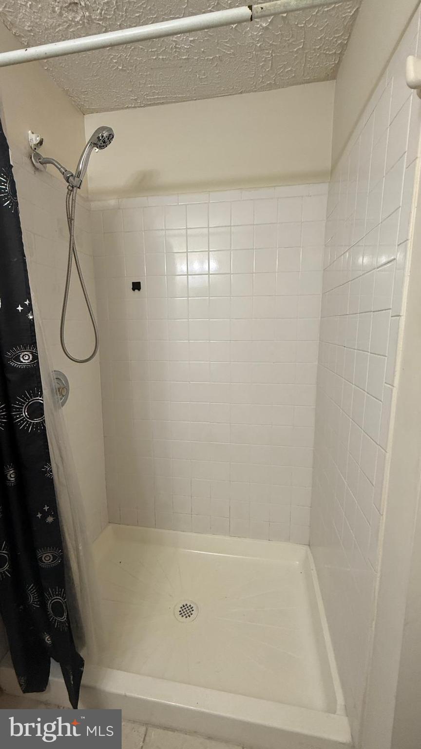 NEWINGTON FOREST - Residential