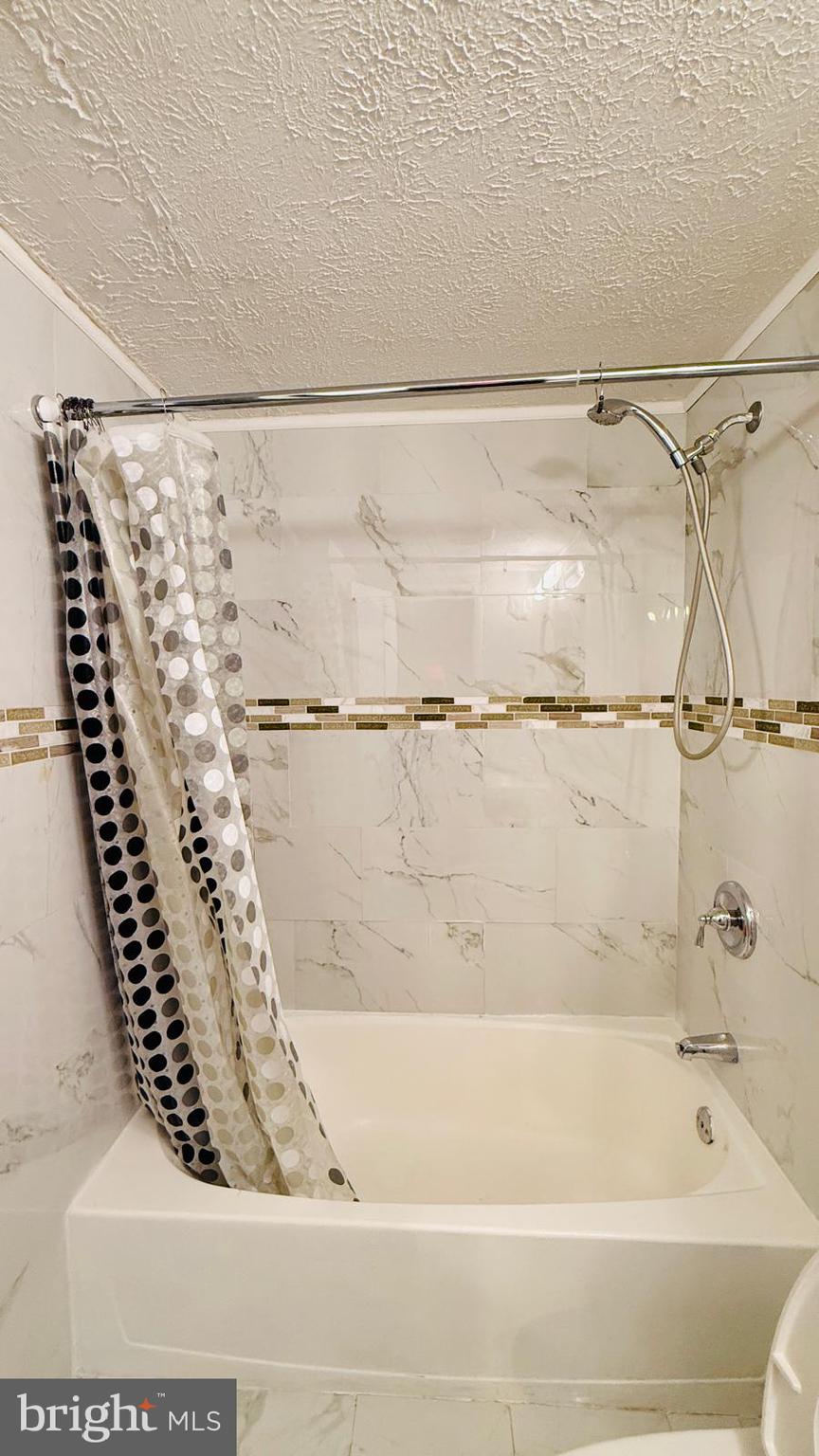 NEWINGTON FOREST - Residential