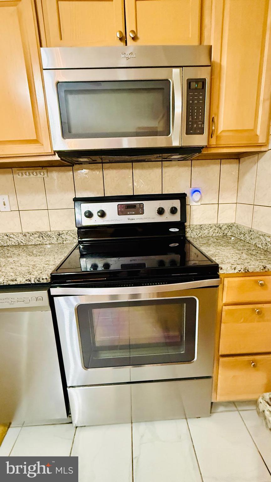 NEWINGTON FOREST - Residential