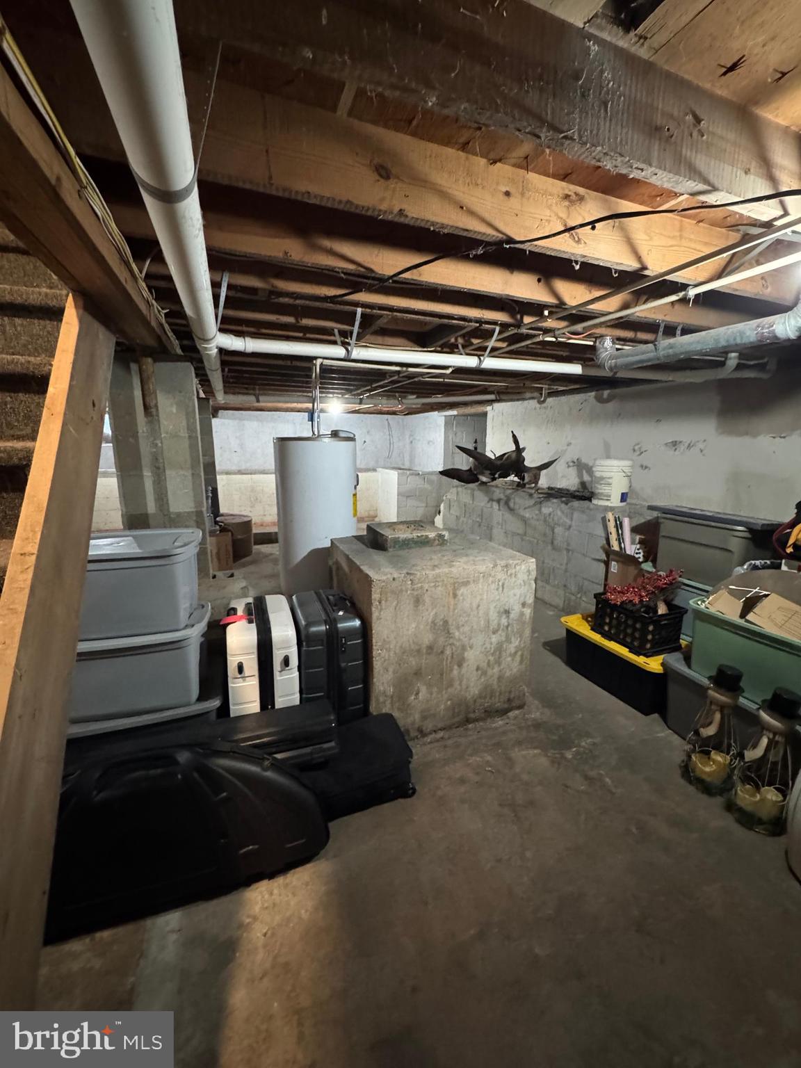 WOODSIDE MANOR - Residential