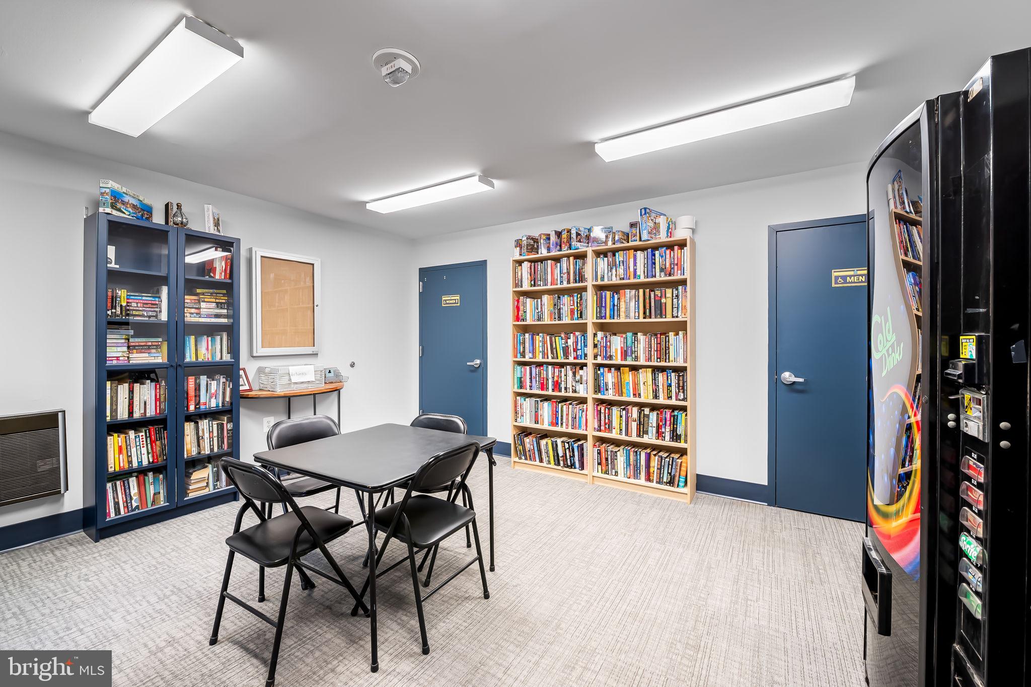 RIDGELY TOWSON CENTER - Residential