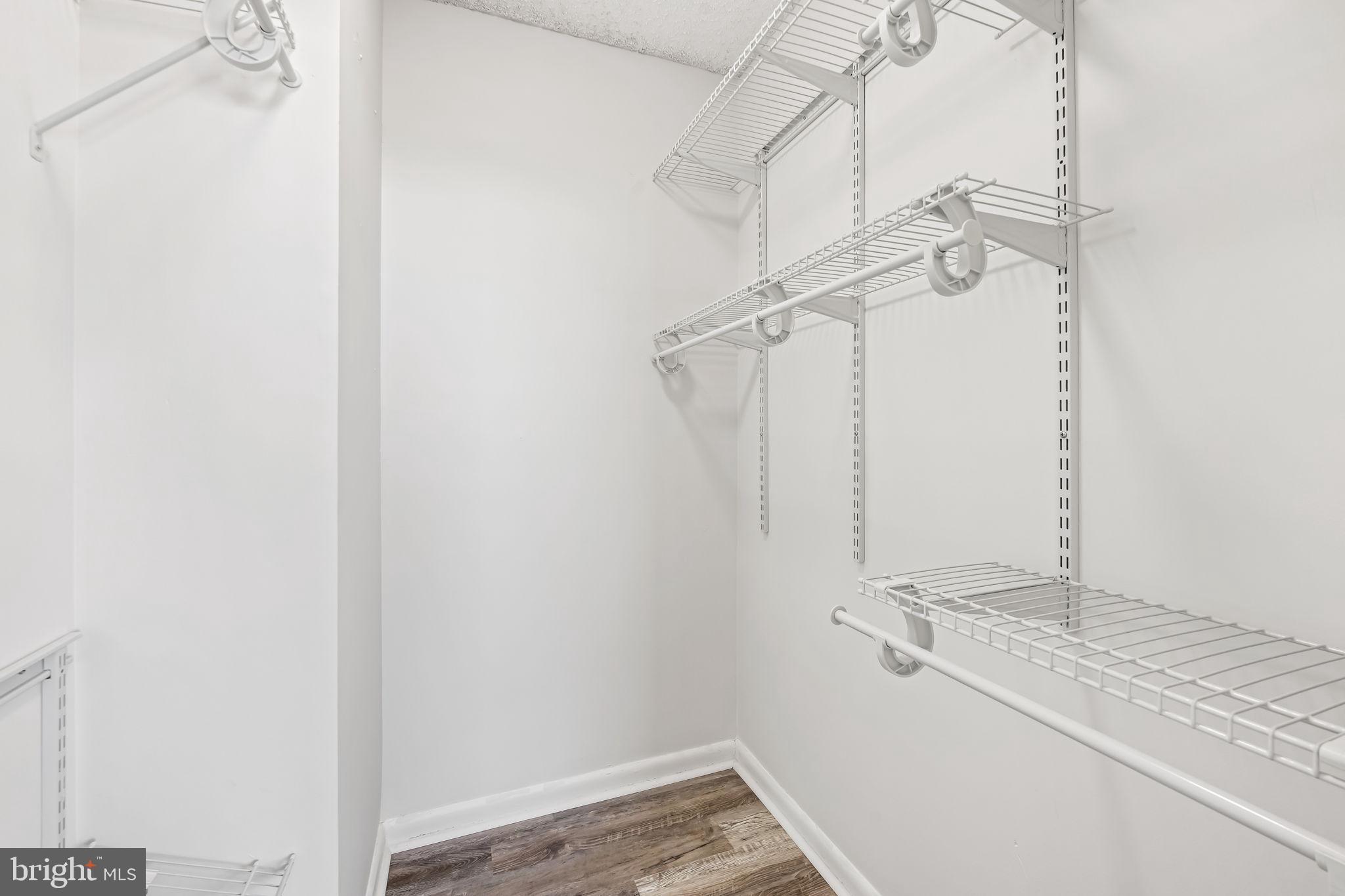 RIDGELY TOWSON CENTER - Residential