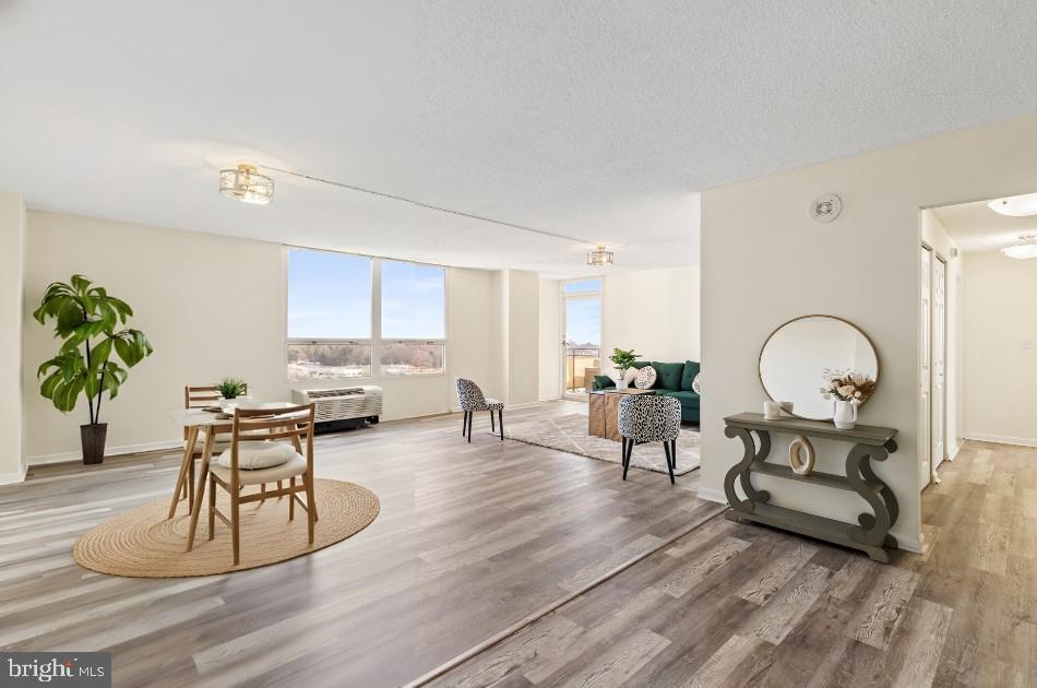 RIDGELY TOWSON CENTER - Residential