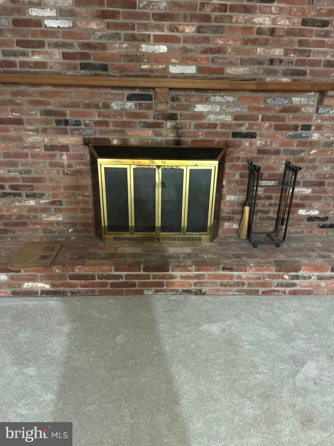 BLACKWALNUT COVE - Residential Lease