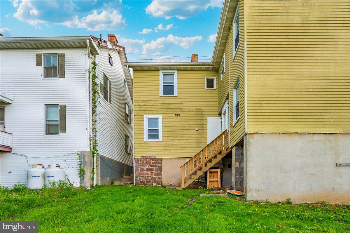 NONE AVAILABLE - Residential Lease