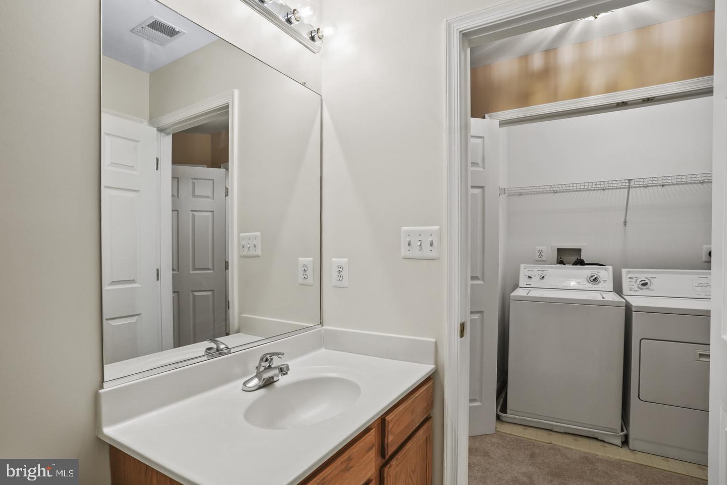 RUSSETT - Residential Lease