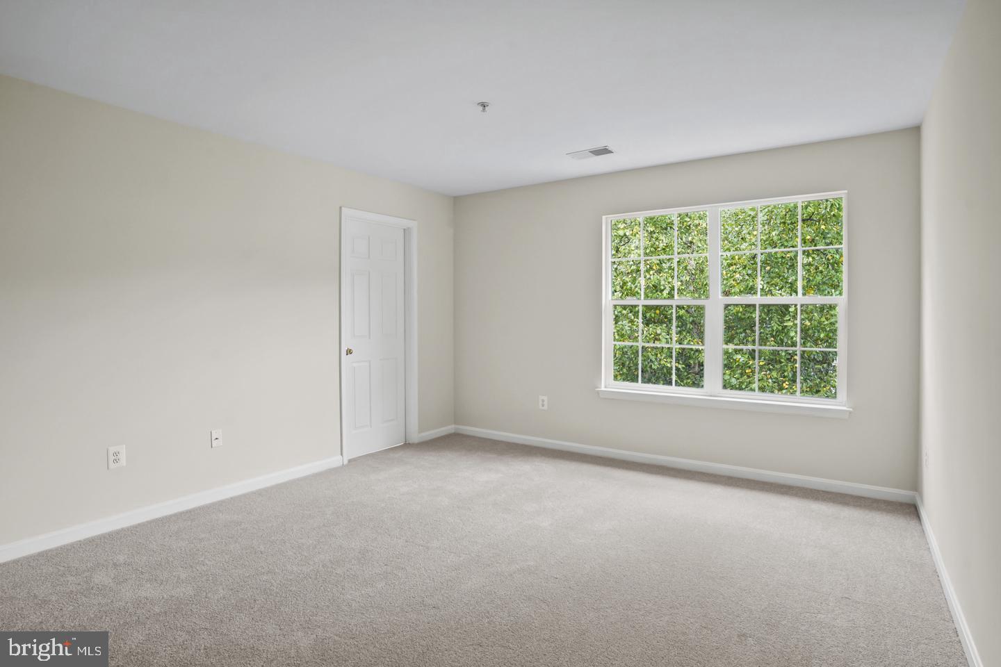 RUSSETT - Residential Lease