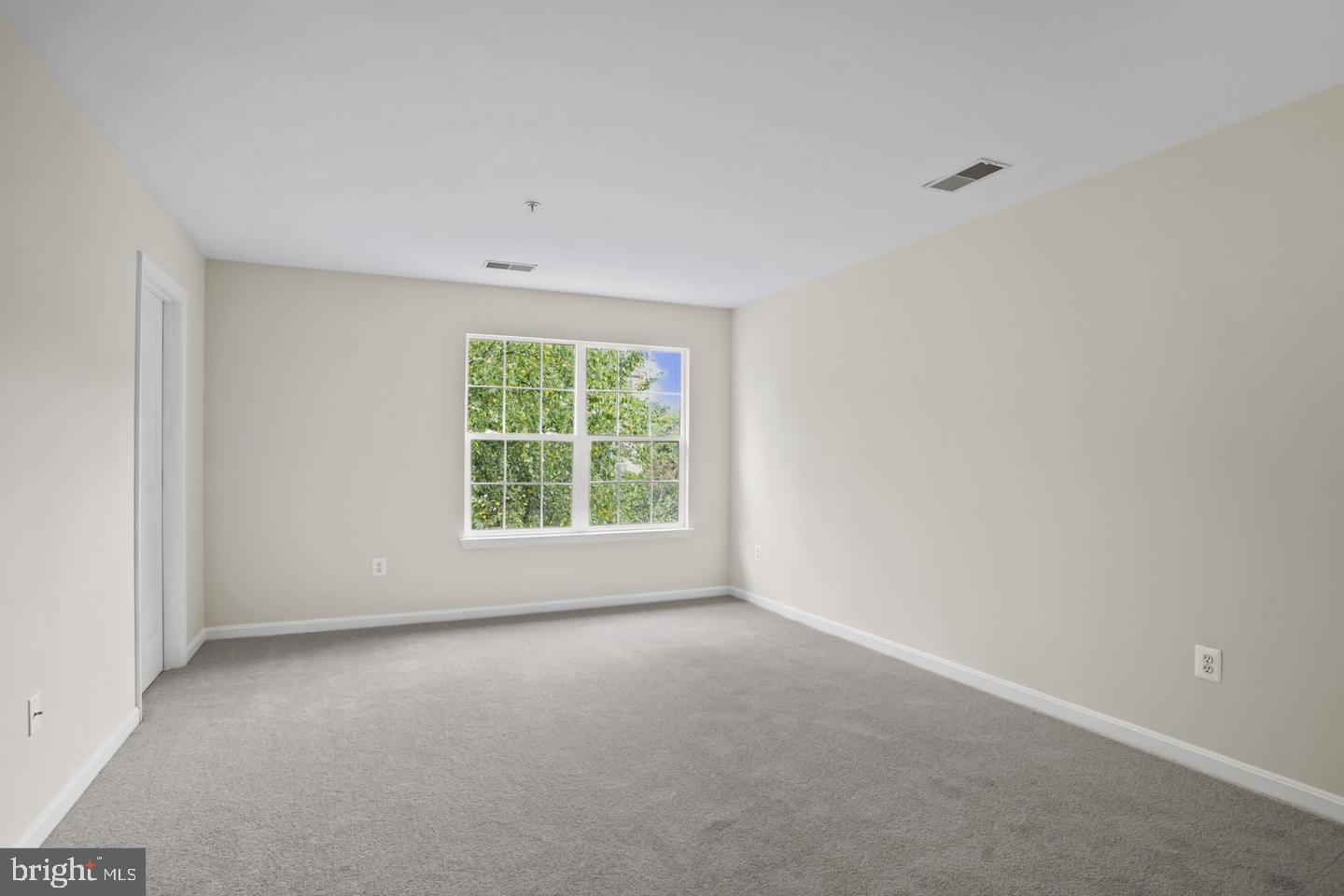 RUSSETT - Residential Lease