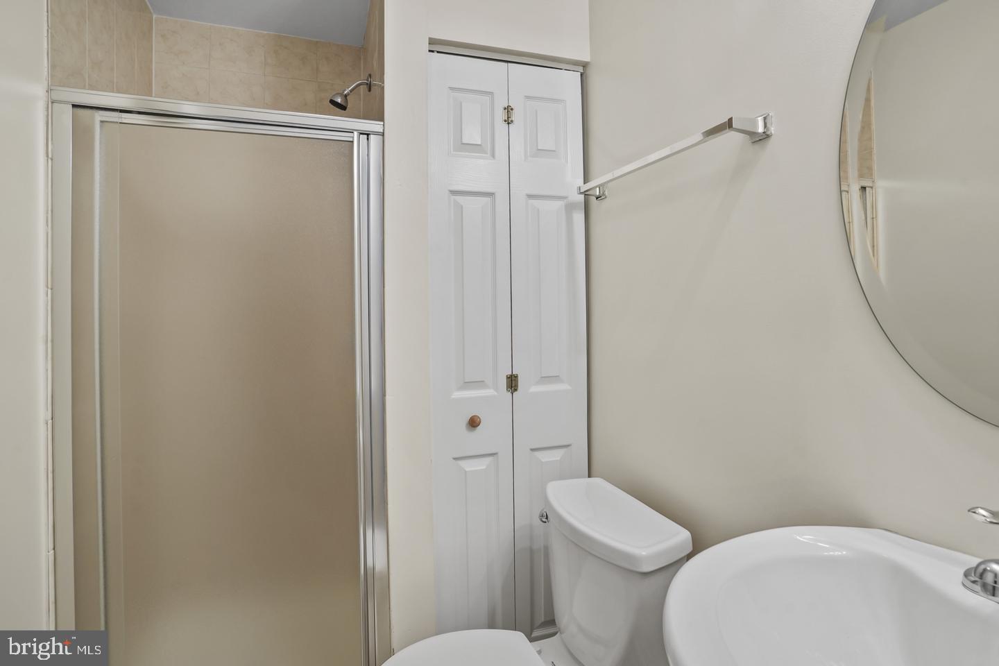 RUSSETT - Residential Lease