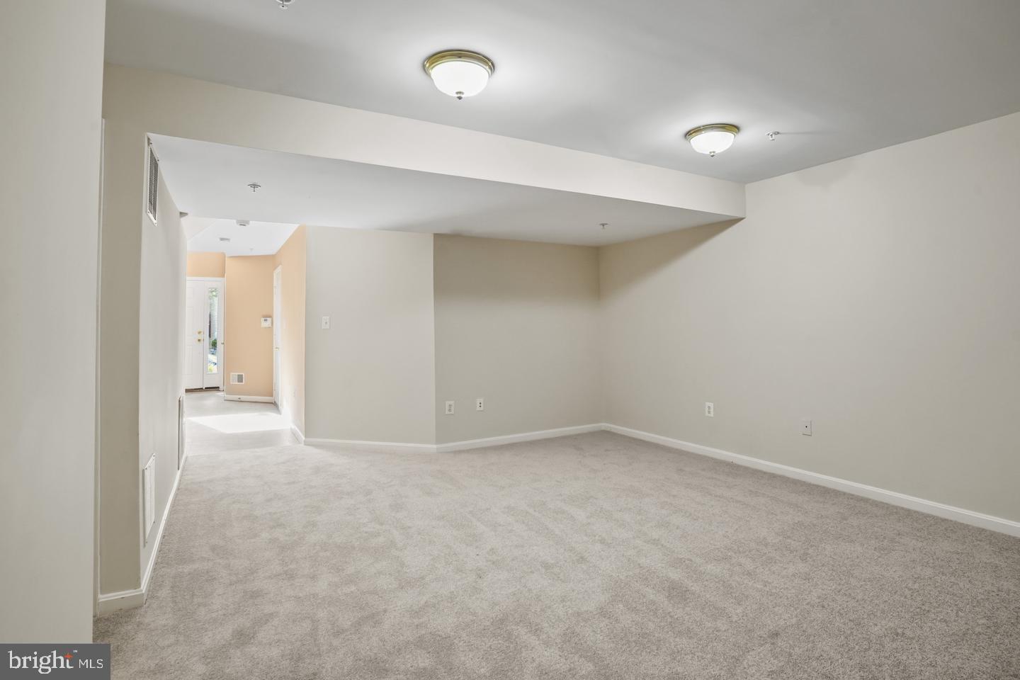 RUSSETT - Residential Lease