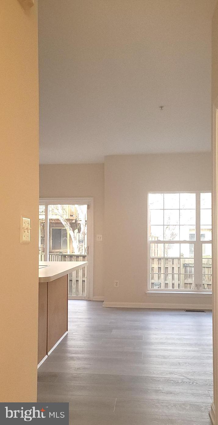 RUSSETT - Residential Lease