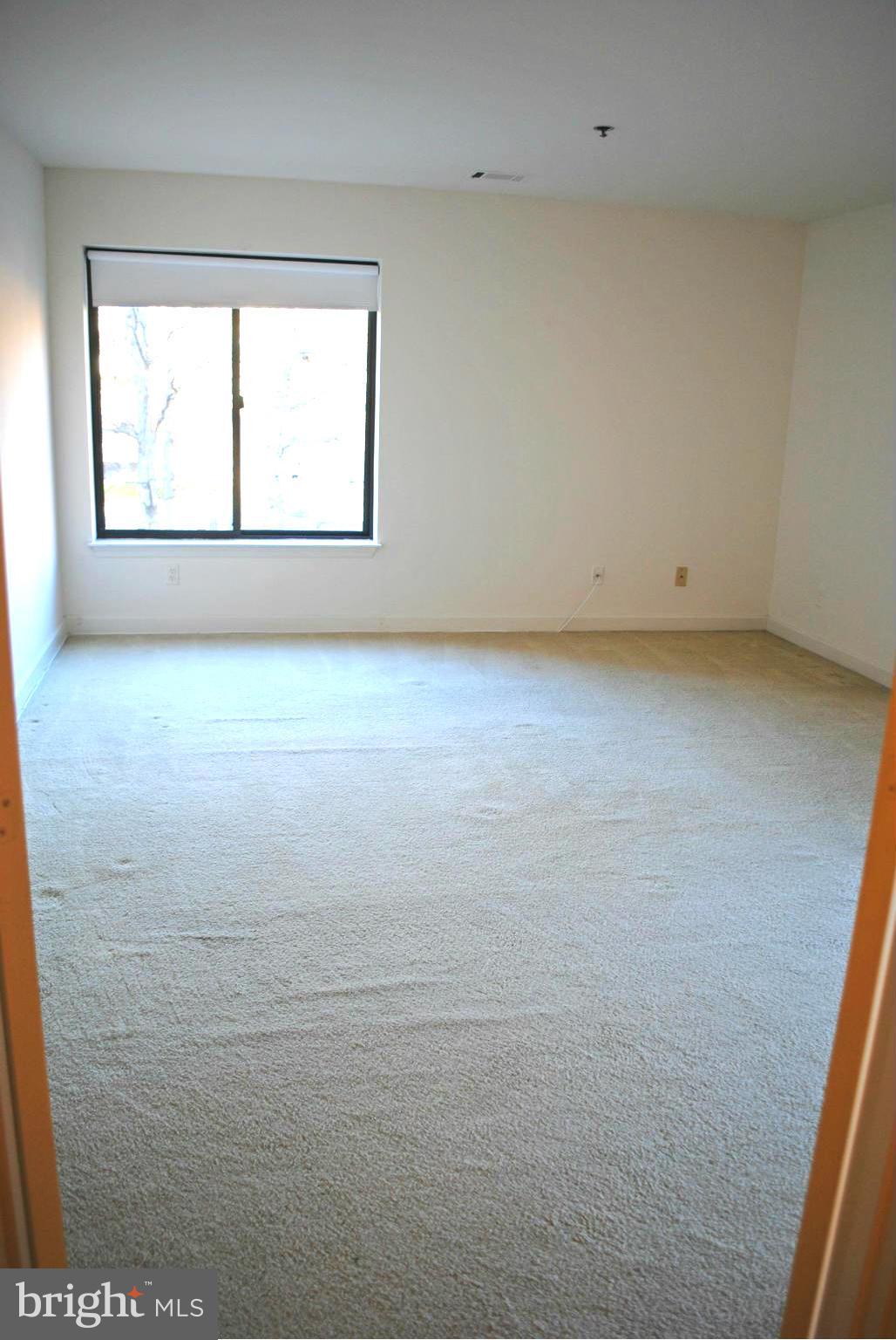 TOWSONGATE - Residential Lease