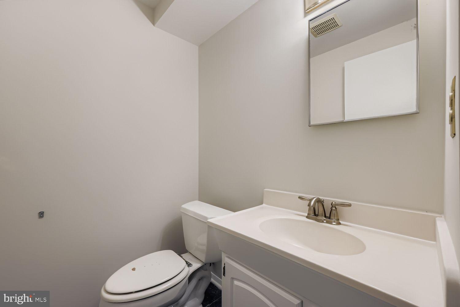 CARLTON SQUARE - Residential