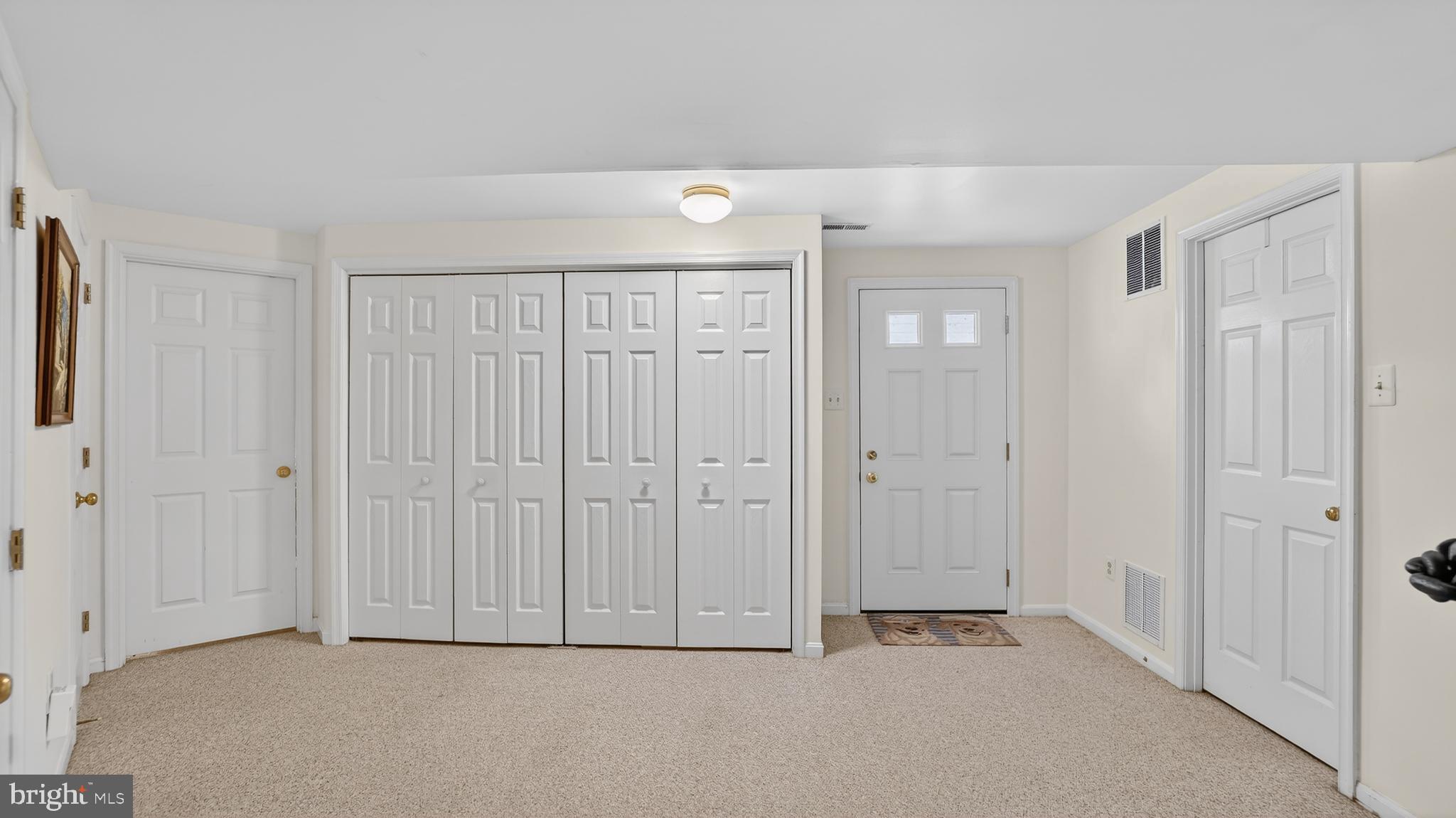 CHAPMAN FARM - Residential