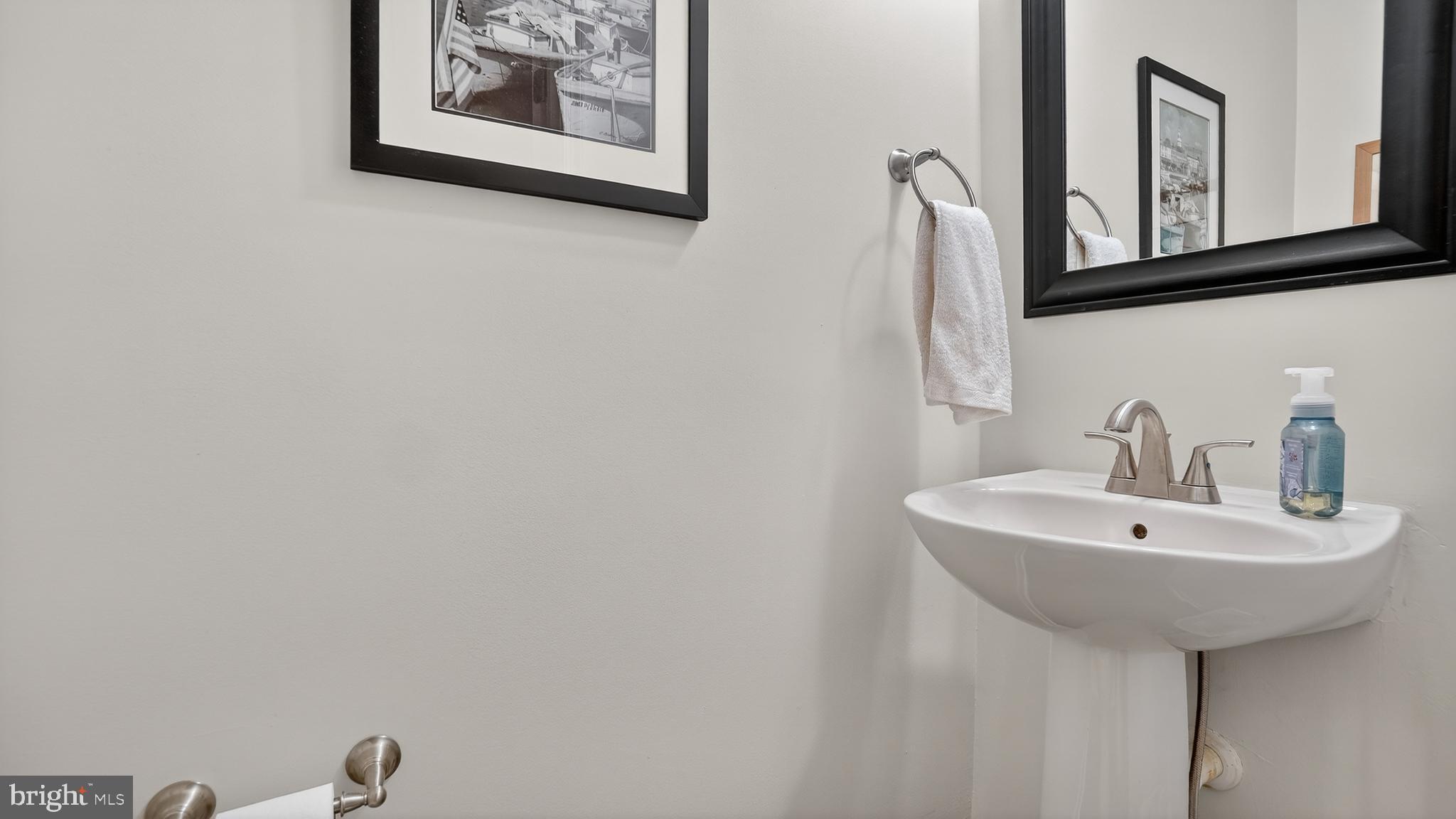 CHAPMAN FARM - Residential