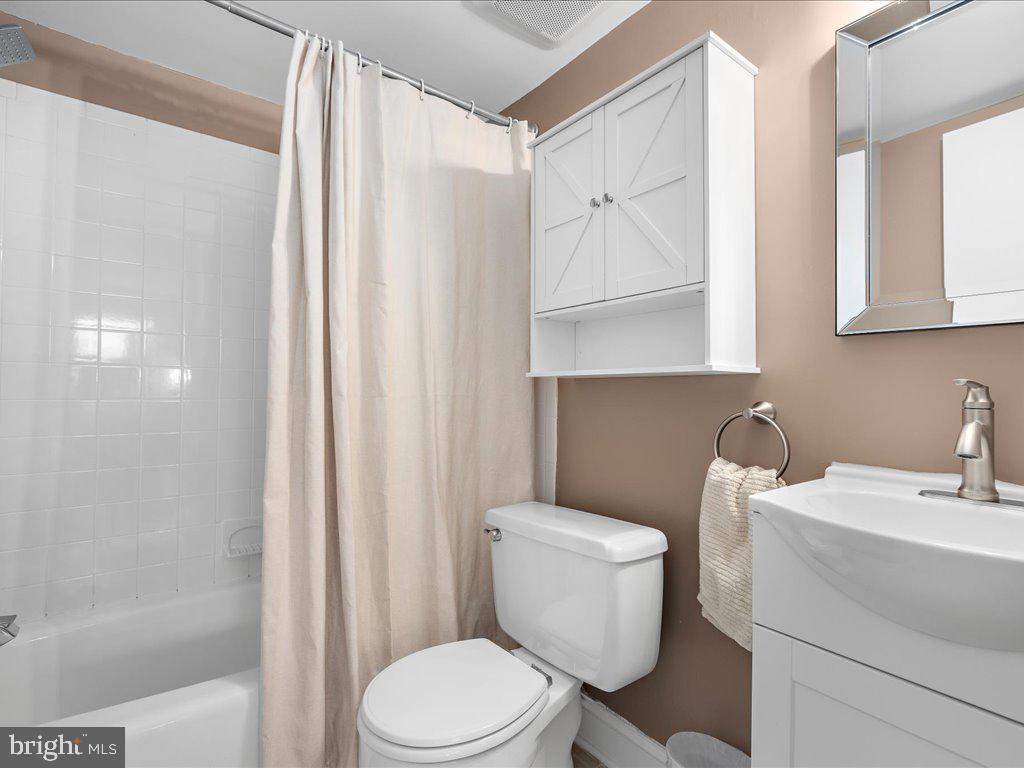 FAIRWINDS ON SEVERN - Residential