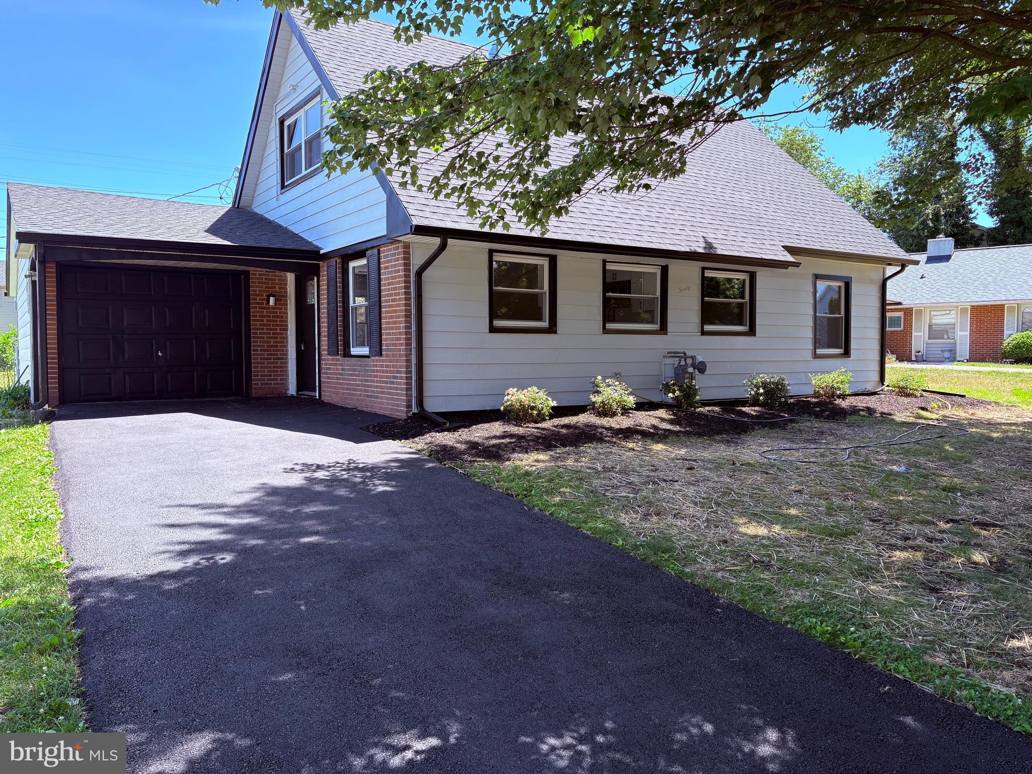 Photo 1 of 29 — 20 MINIATURE LANE, WILLINGBORO, NJ 08046