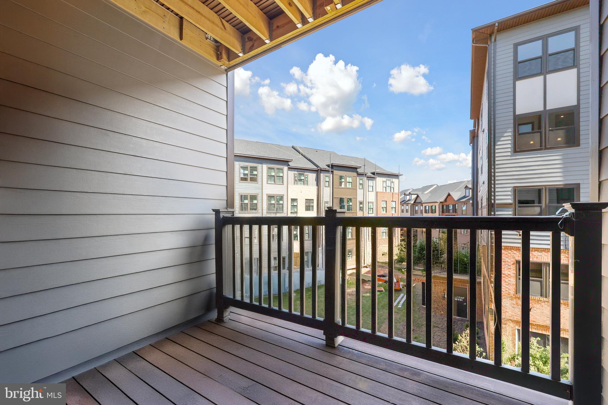 ELLIPSE AT WESTFIELDS - Residential