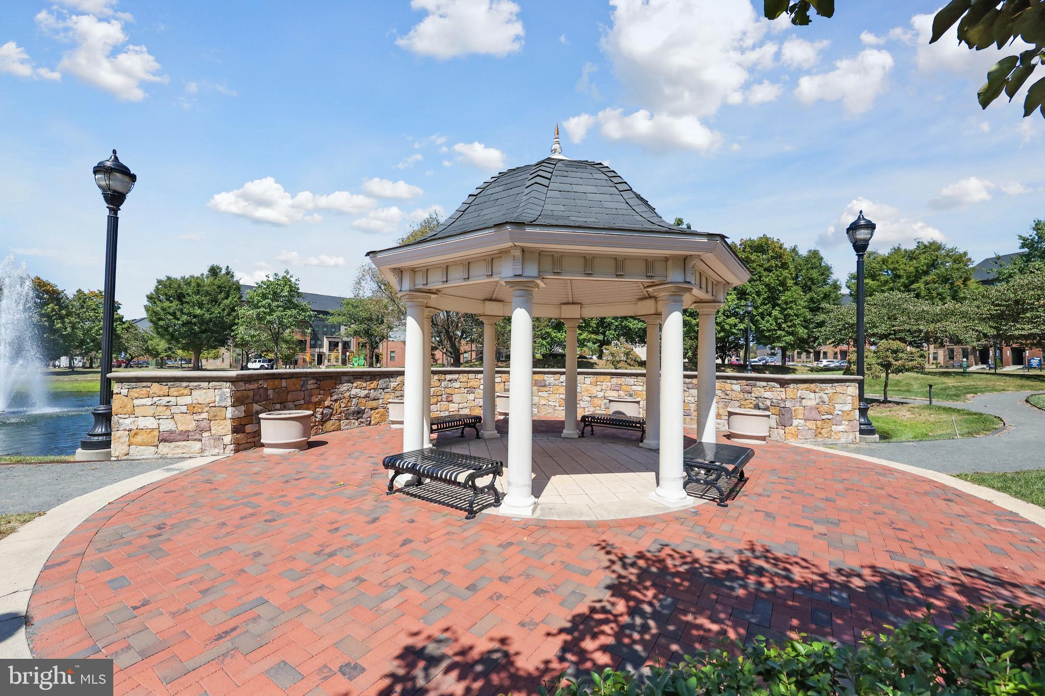 ELLIPSE AT WESTFIELDS - Residential