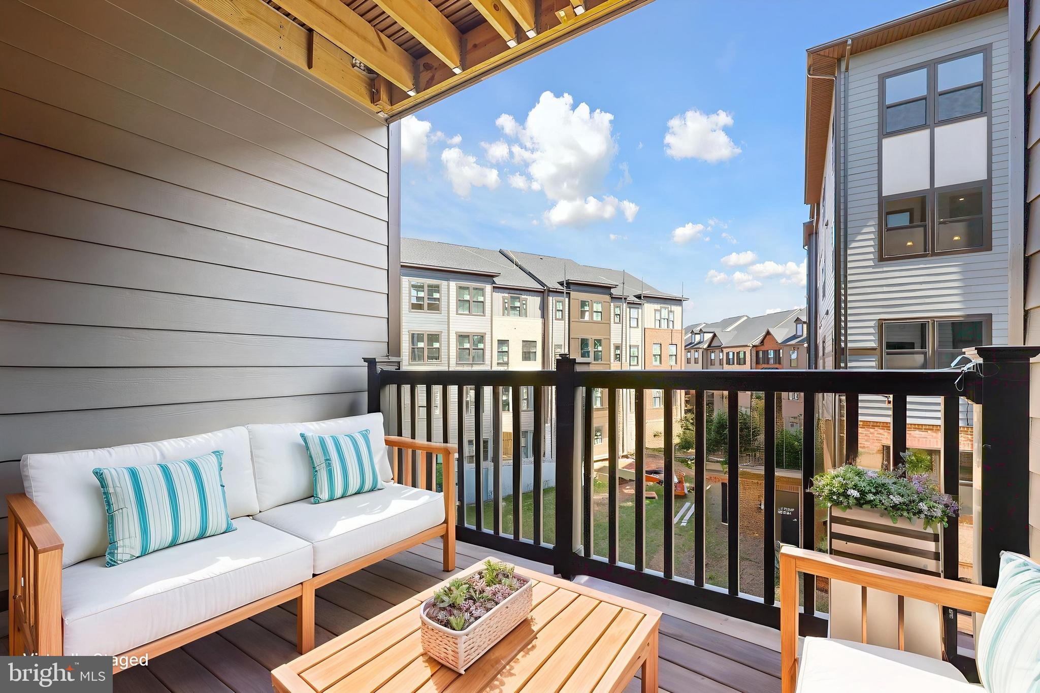 ELLIPSE AT WESTFIELDS - Residential