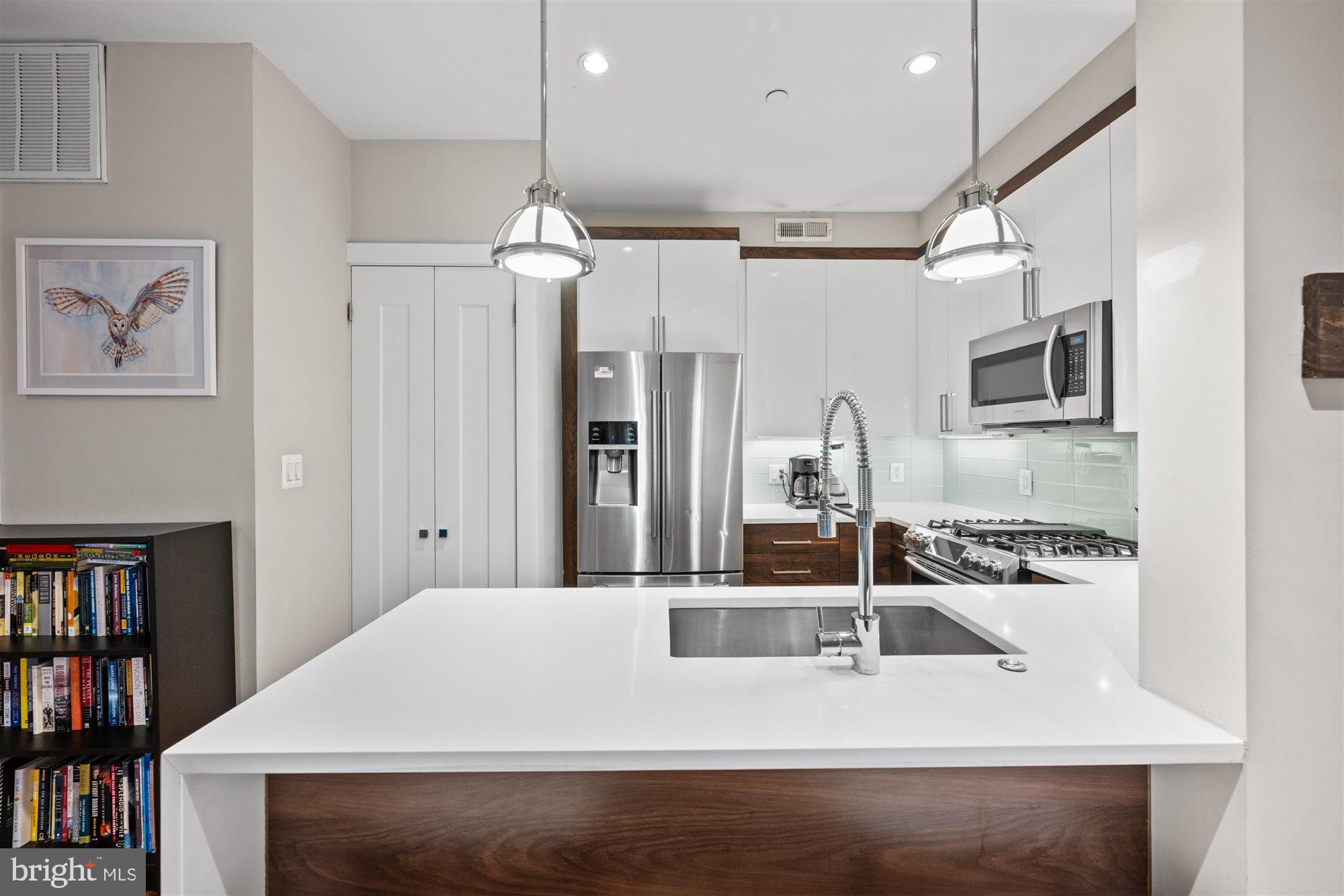 1337 K STREET SE 101