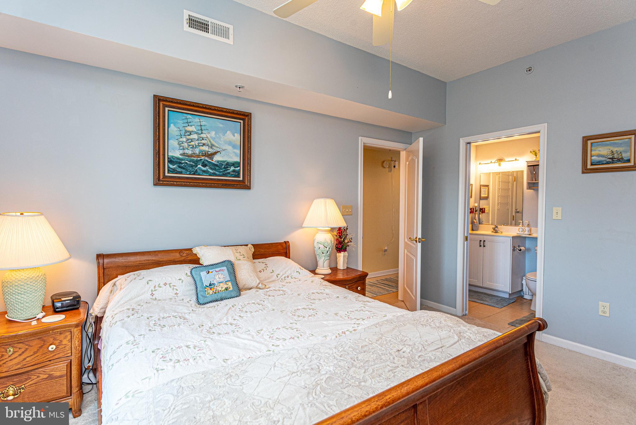 HARBOUR LIGHT CONDOS - Residential