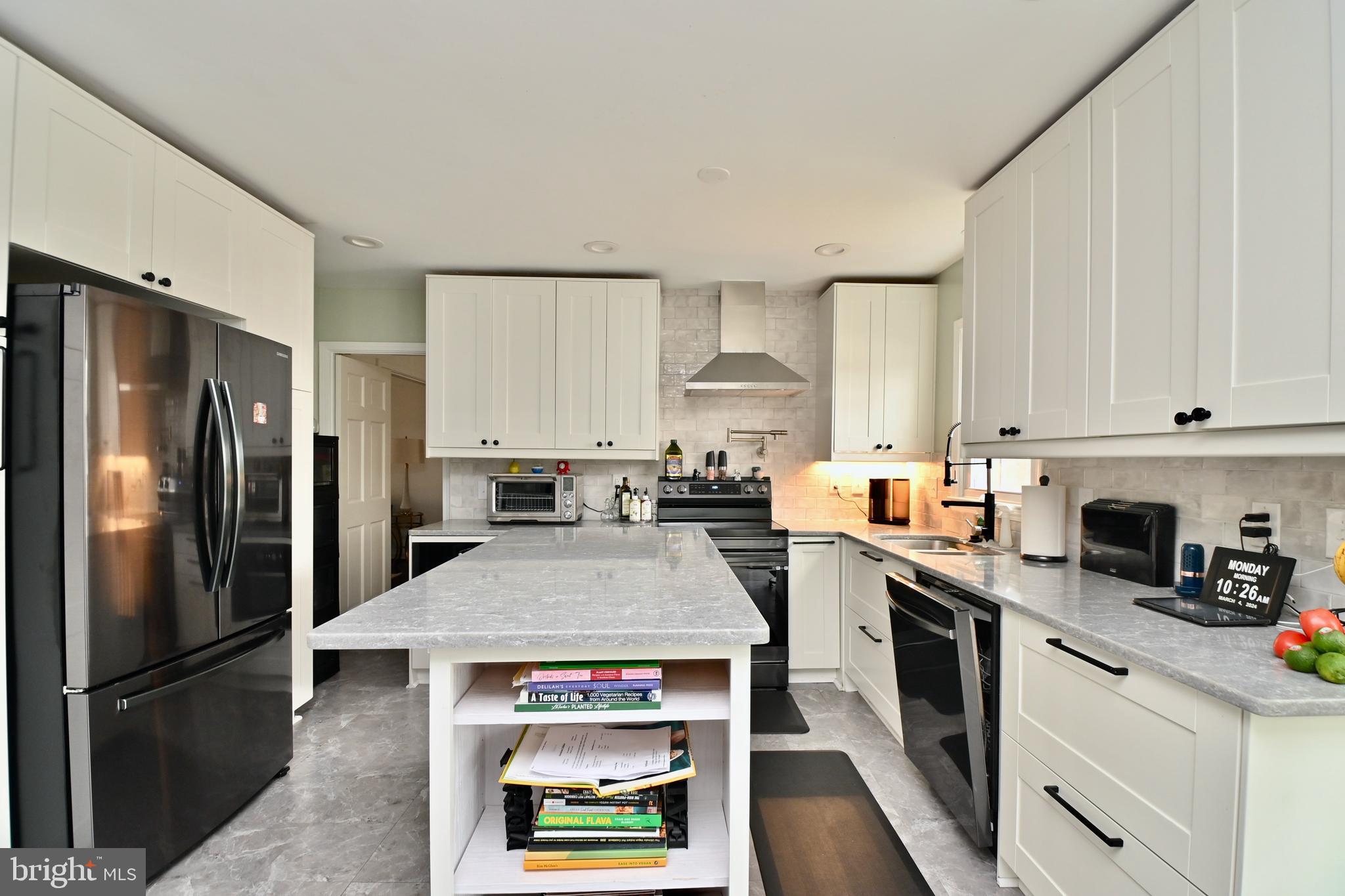 CHEVERLY GARDENS - Residential