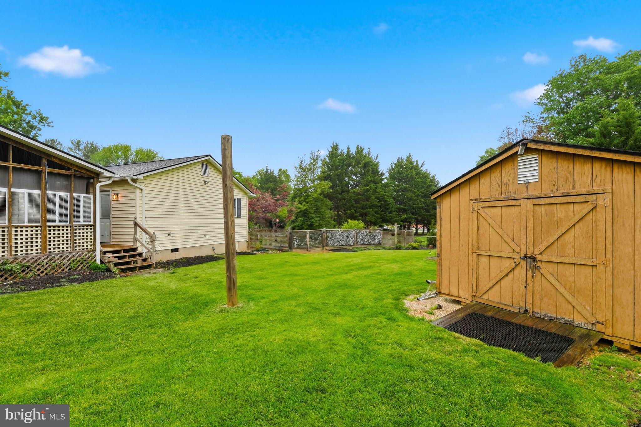 BROADVIEW ACRES - Residential